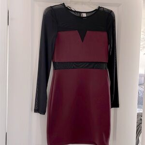 Women’s Size 6 dress NEW EXCELLENT CONDITION $25